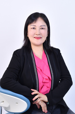 王梅_医师团队_固皓口腔